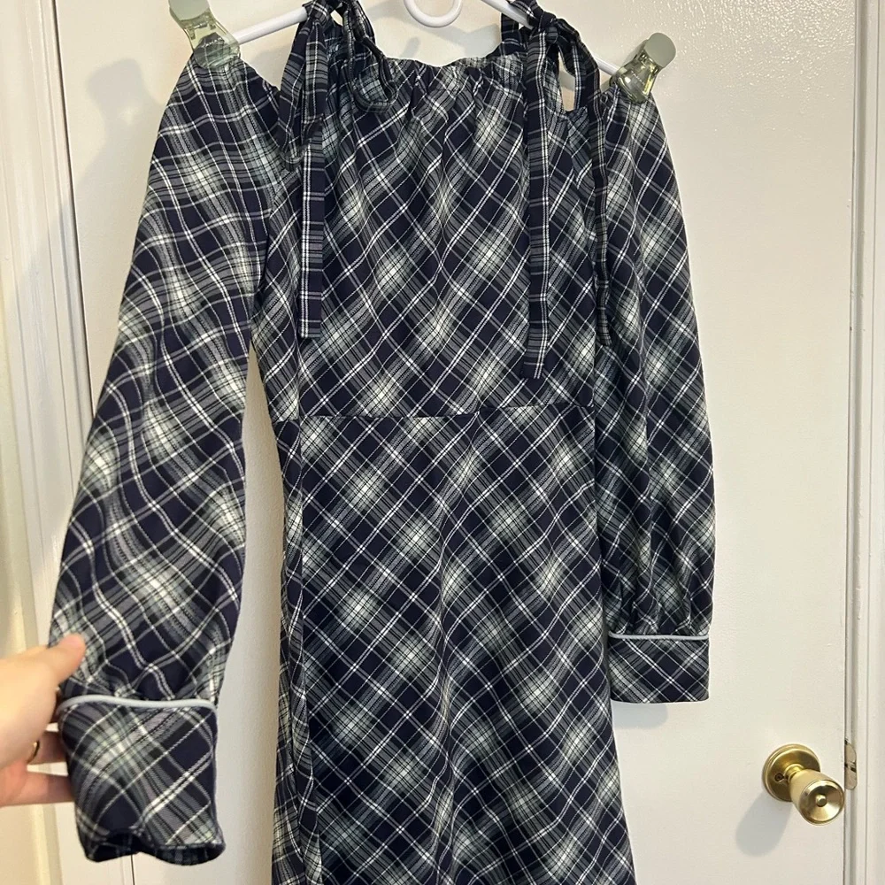💙Vintage Cold-Shoulder Navy Plaid Midi Dress with Long Sleeves Like New size S - Picture 7 of 14